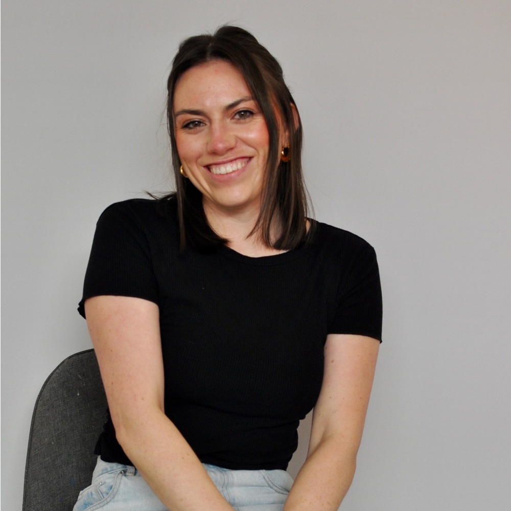 Meet your Posher, Claire